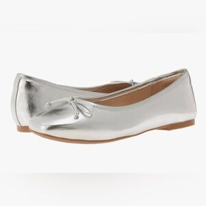 Silver Ballet Flats with Bow Detail Metallic Staple Sz 9.5